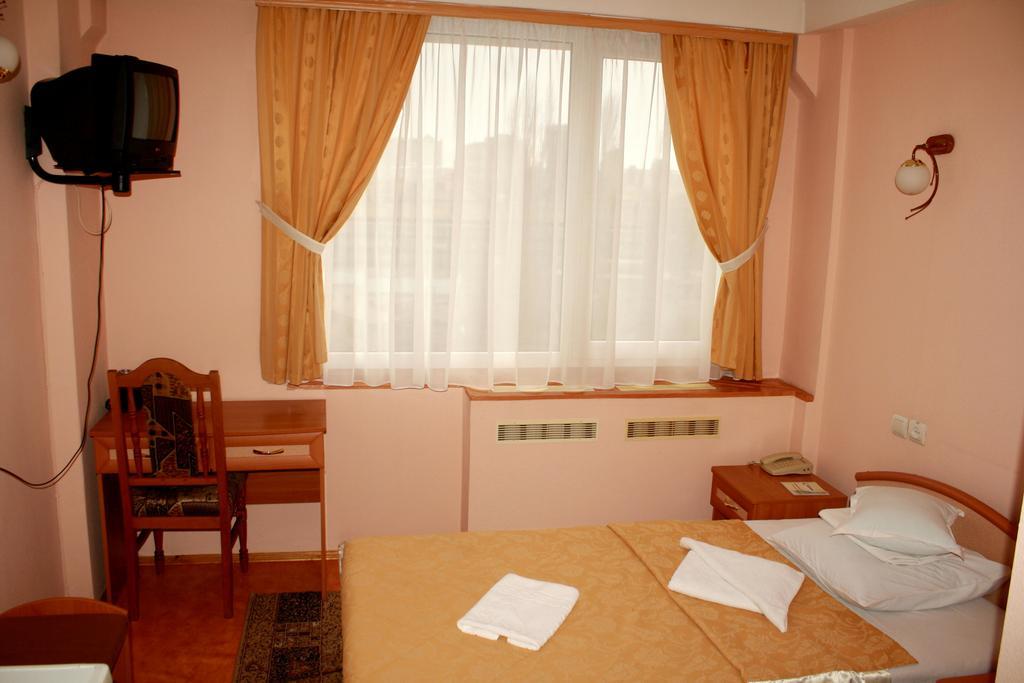 Druzhba Service Hotel Kiev Quarto foto
