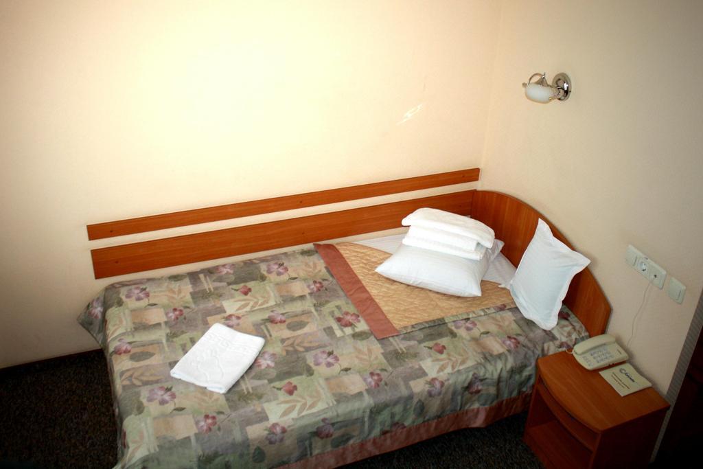 Druzhba Service Hotel Kiev Quarto foto